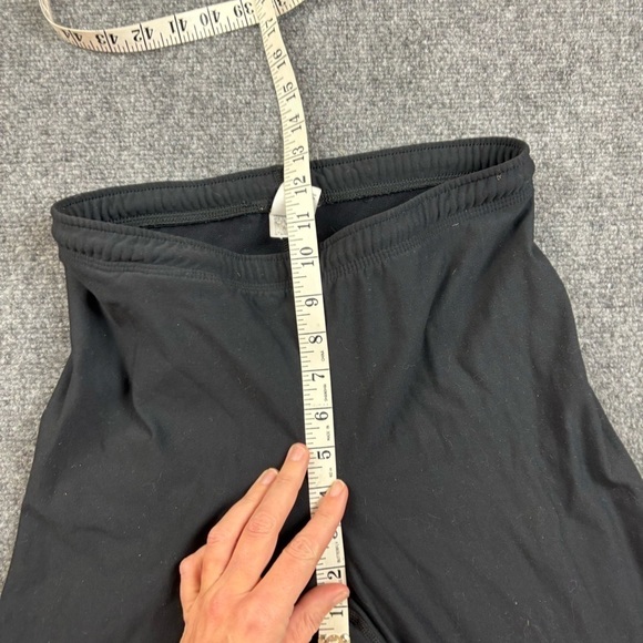 PATAGONIA Women’s Black thicker leggings/pants size: Small - Picture 9 of 10